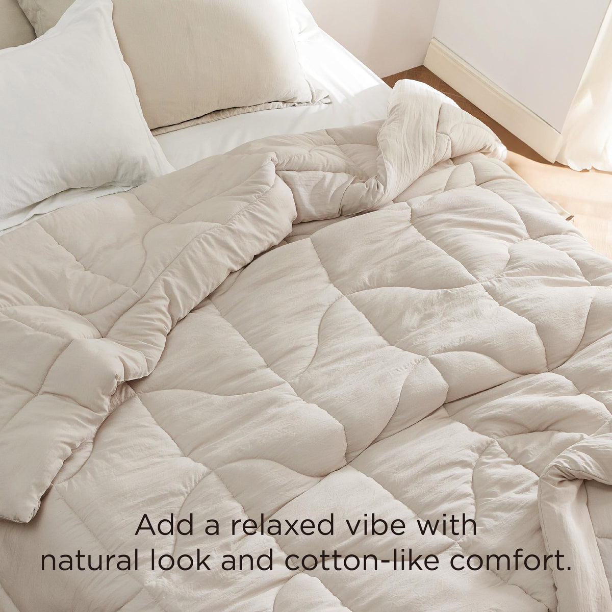 Bedsure queen comforter machine-washable label ensures easy care.