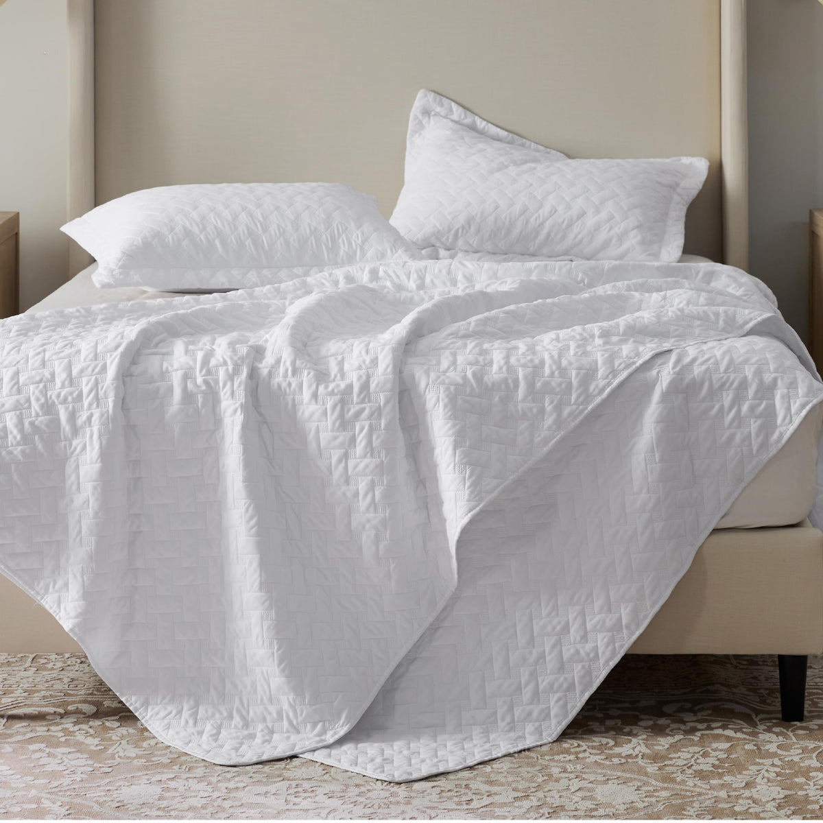 Bedsure king quilt draped on bed creates a relaxed, inviting look.