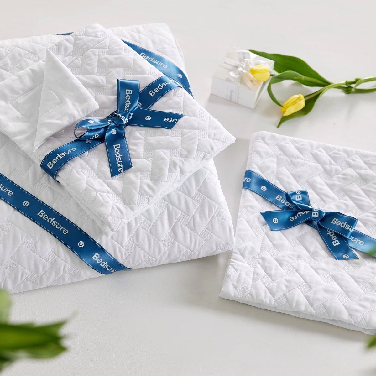 Bedsure quilt edge stitching detail reinforces durability for daily use.