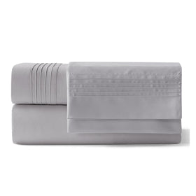 Bedsure soft brushed fabric close-up highlights plush comfort.