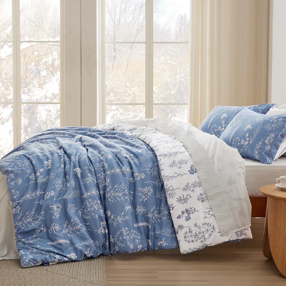 Bedsure soft down alternative filling provides cozy warmth without heaviness