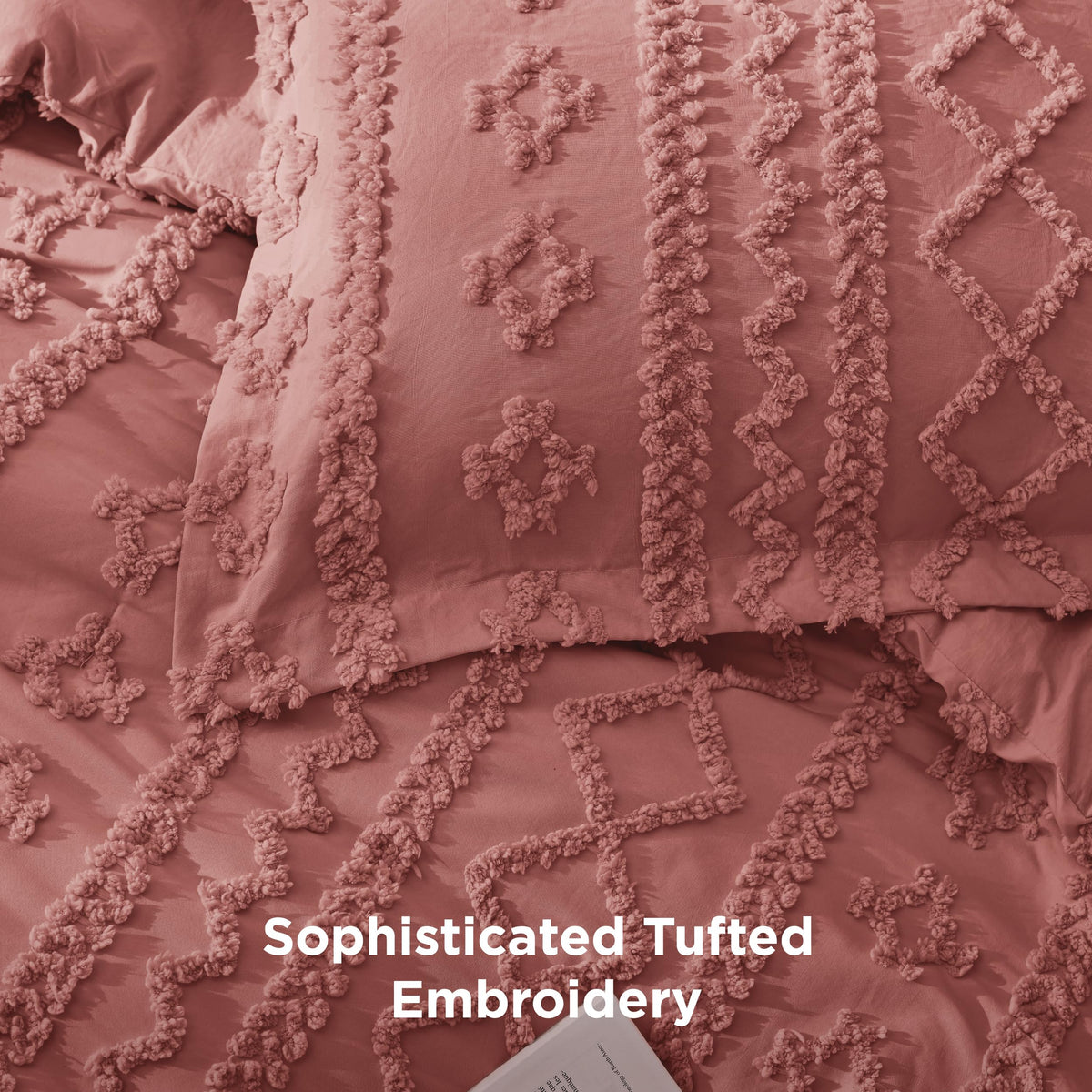 Bedsure soft polyester microfiber fabric looks cozy and breathable for year-round use