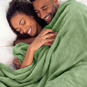 Bedsure durable stitching detail highlights reinforced seams for long lasting use