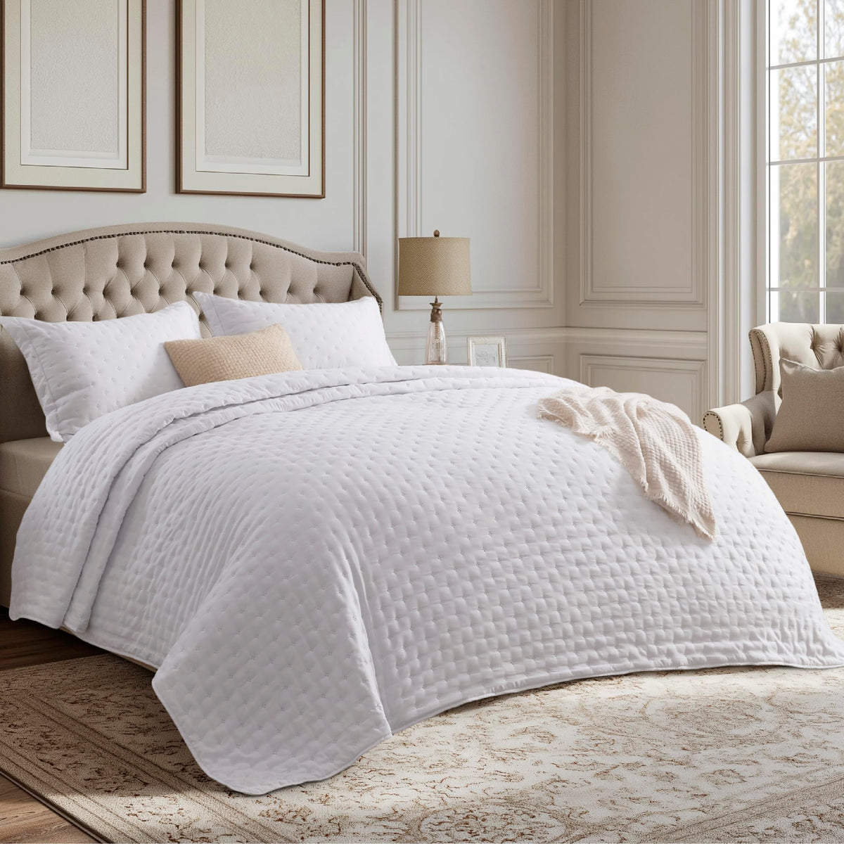 Bedsure quilt durably designed to stay vibrant after washes