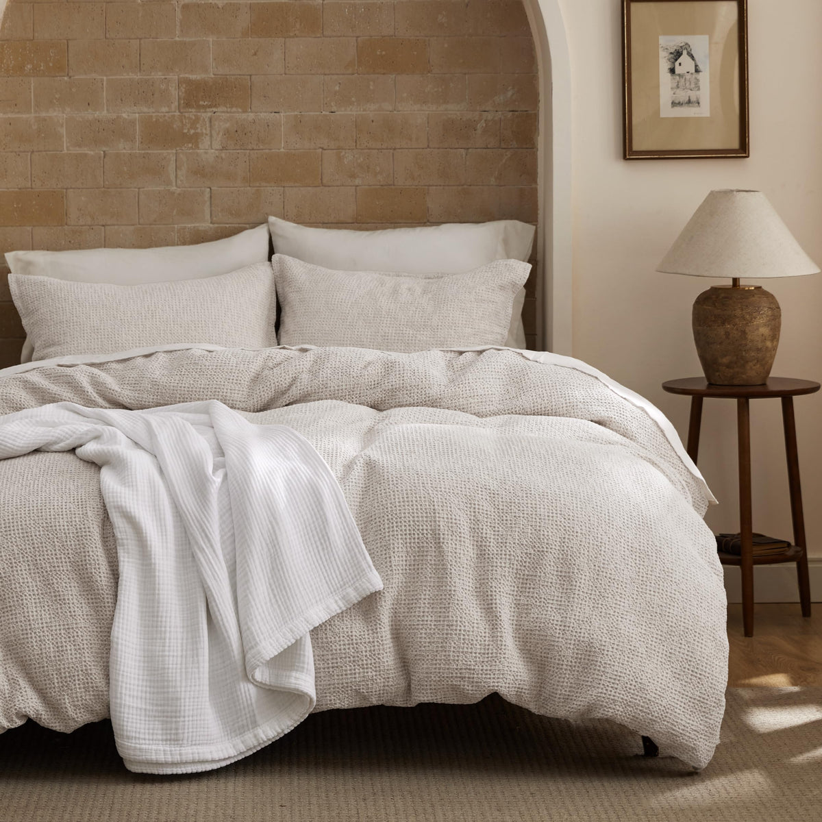 Bedsure waffle duvet cover in queen size shows soft, breathable cotton for year-round comfort.