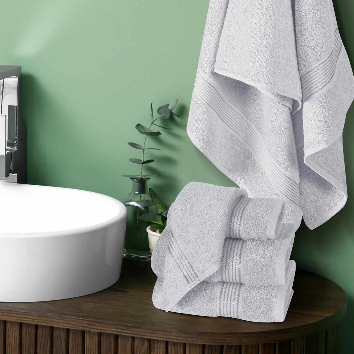 Belizzi Home washcloths 12x12 compact and soft for facial care.