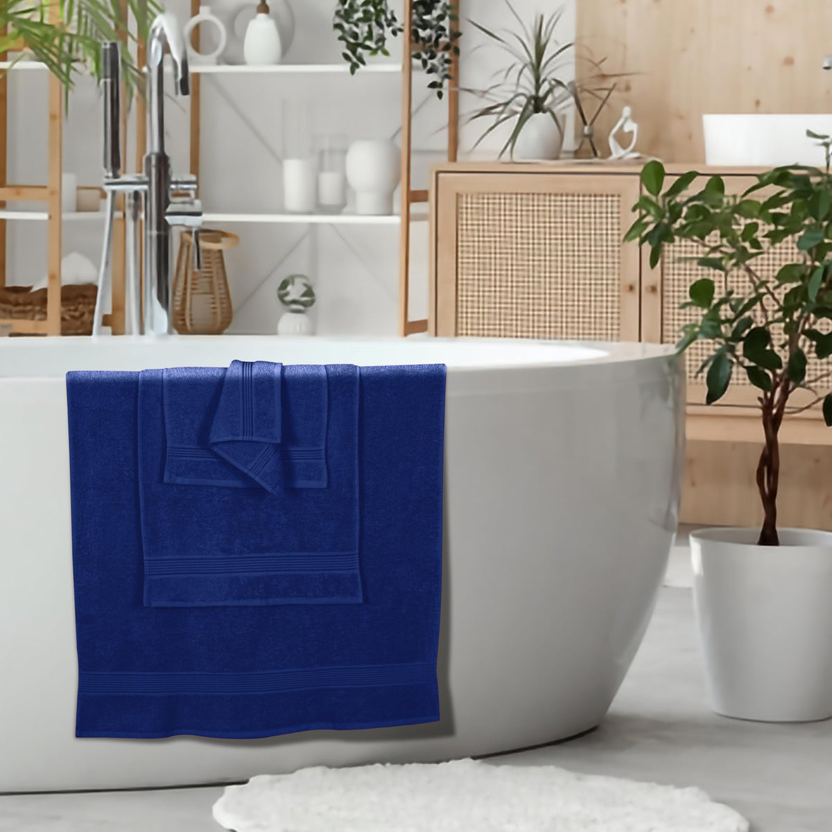 Belizzi Home Ultra Soft washcloth 12x12 navy; compact and versatile