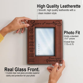 BELLA BUSTA glass with beveled edge enhancing photo clarity