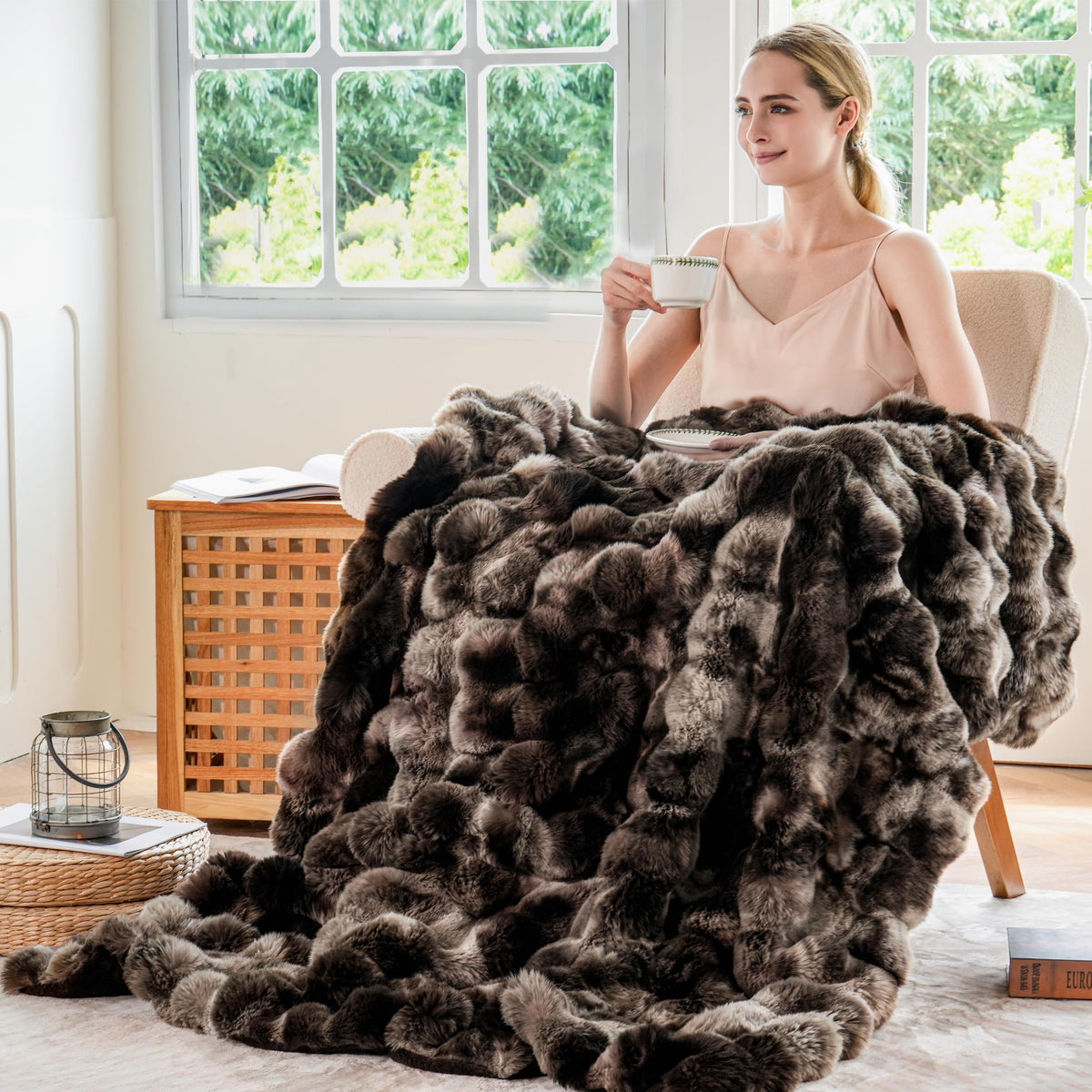BENVWE boho farmhouse vibe adds stylish comfort to any space.