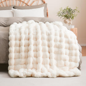 BENVWE 50x60 size fits couches and beds for versatile use