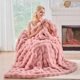 BENVWE Mother's Day gift idea with luxurious warmth.
