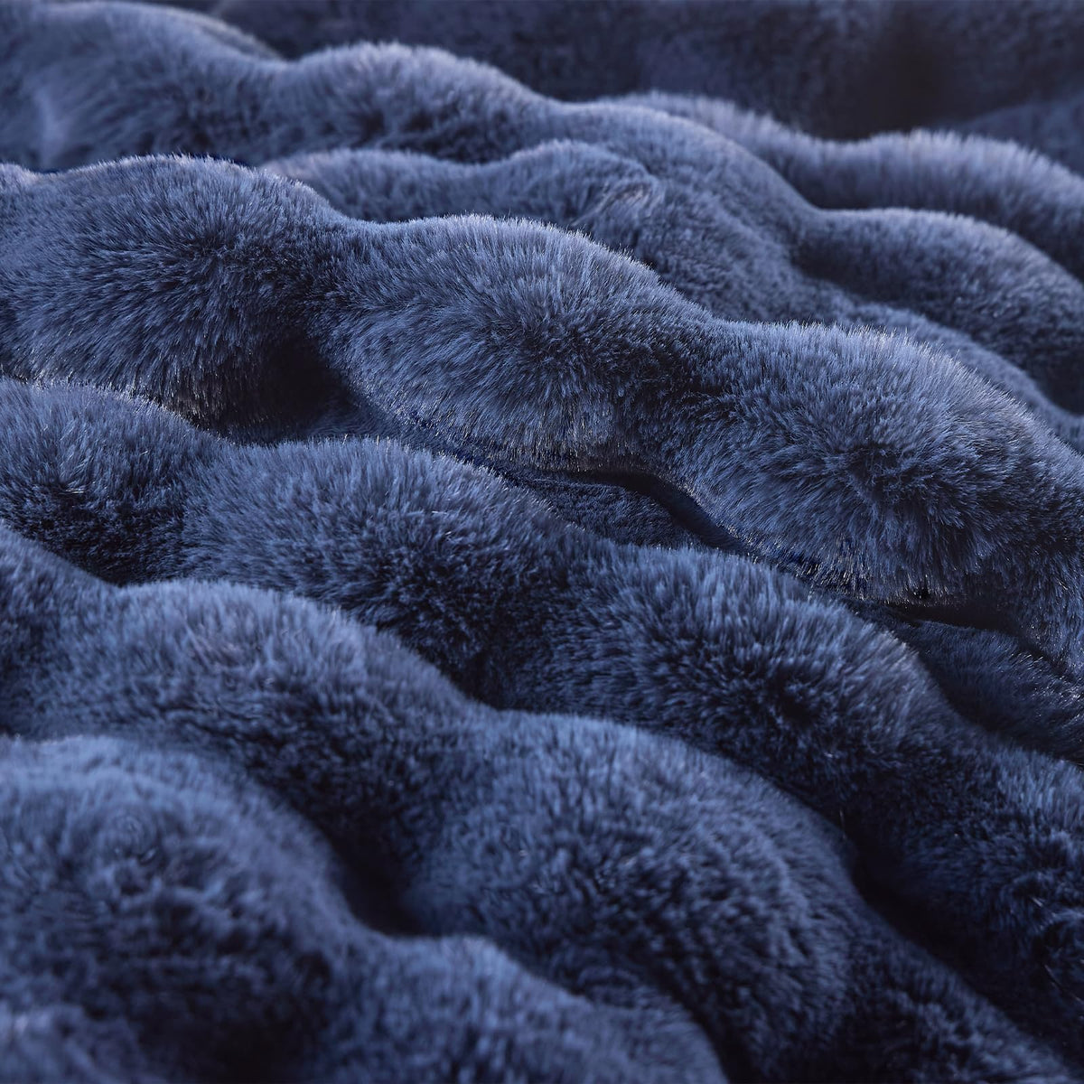 BENVWE luxury gift blanket ideal for gifting on special occasions
