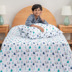 Berkshire Blanket Peanuts pillowcase with Snoopy, gentle fabric for kids.