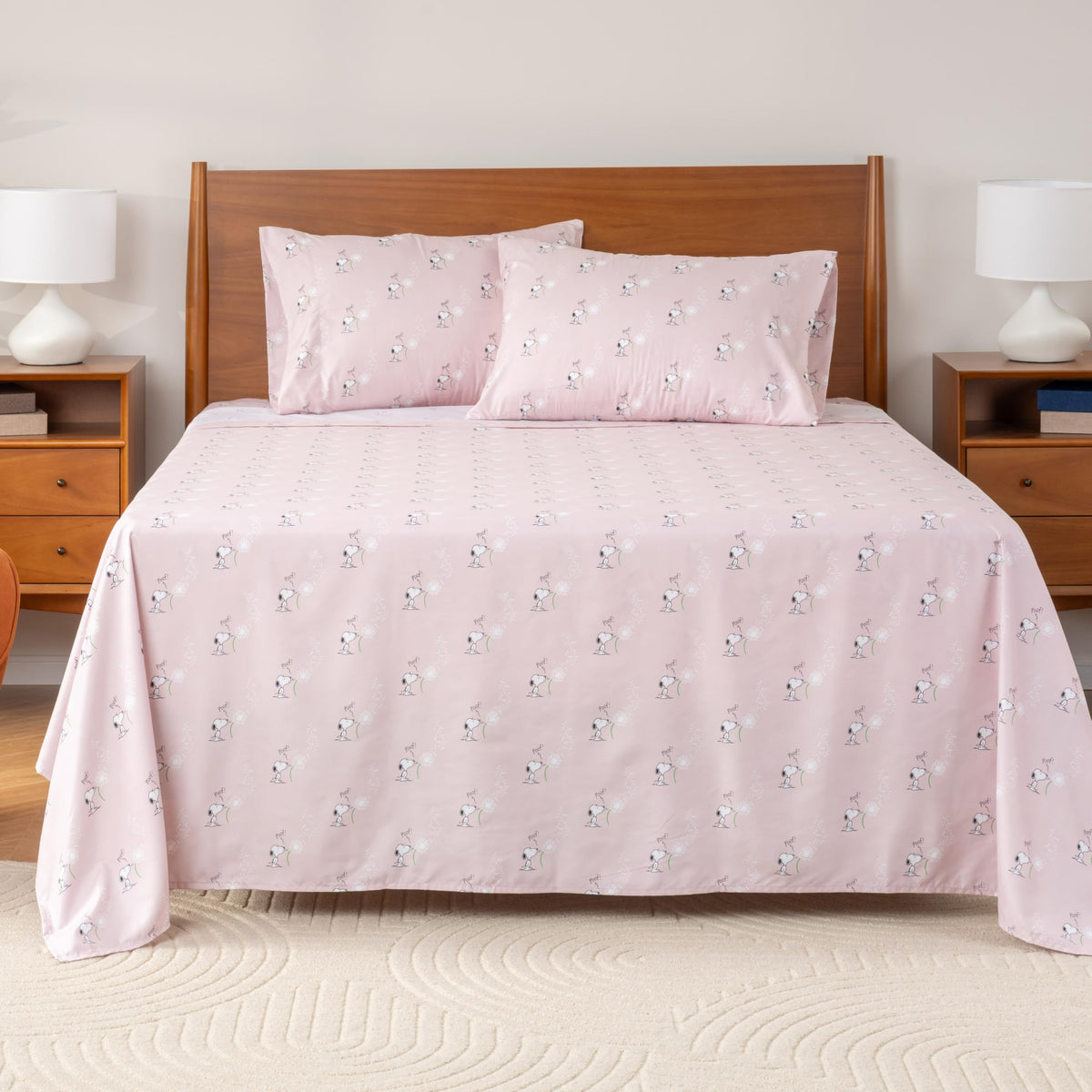 Berkshire Blanket Peanuts Snoopy fitted sheet—elastic fit for beds up to 13 inches.