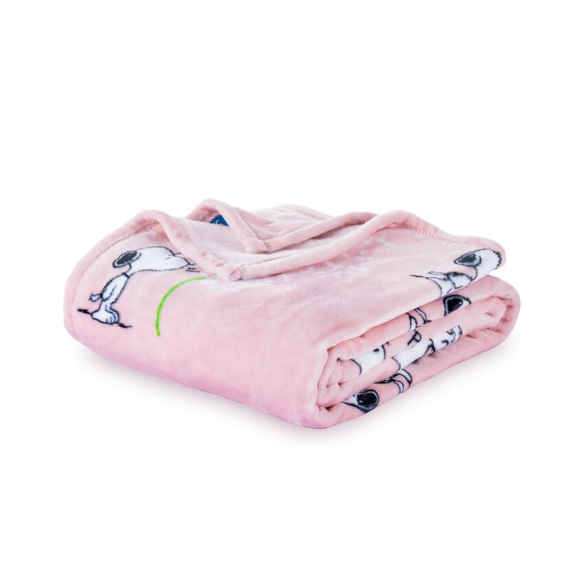 Berkshire Blanket Peanuts VelvetLoft Snoopy plush blanket in twin size for cozy warmth.