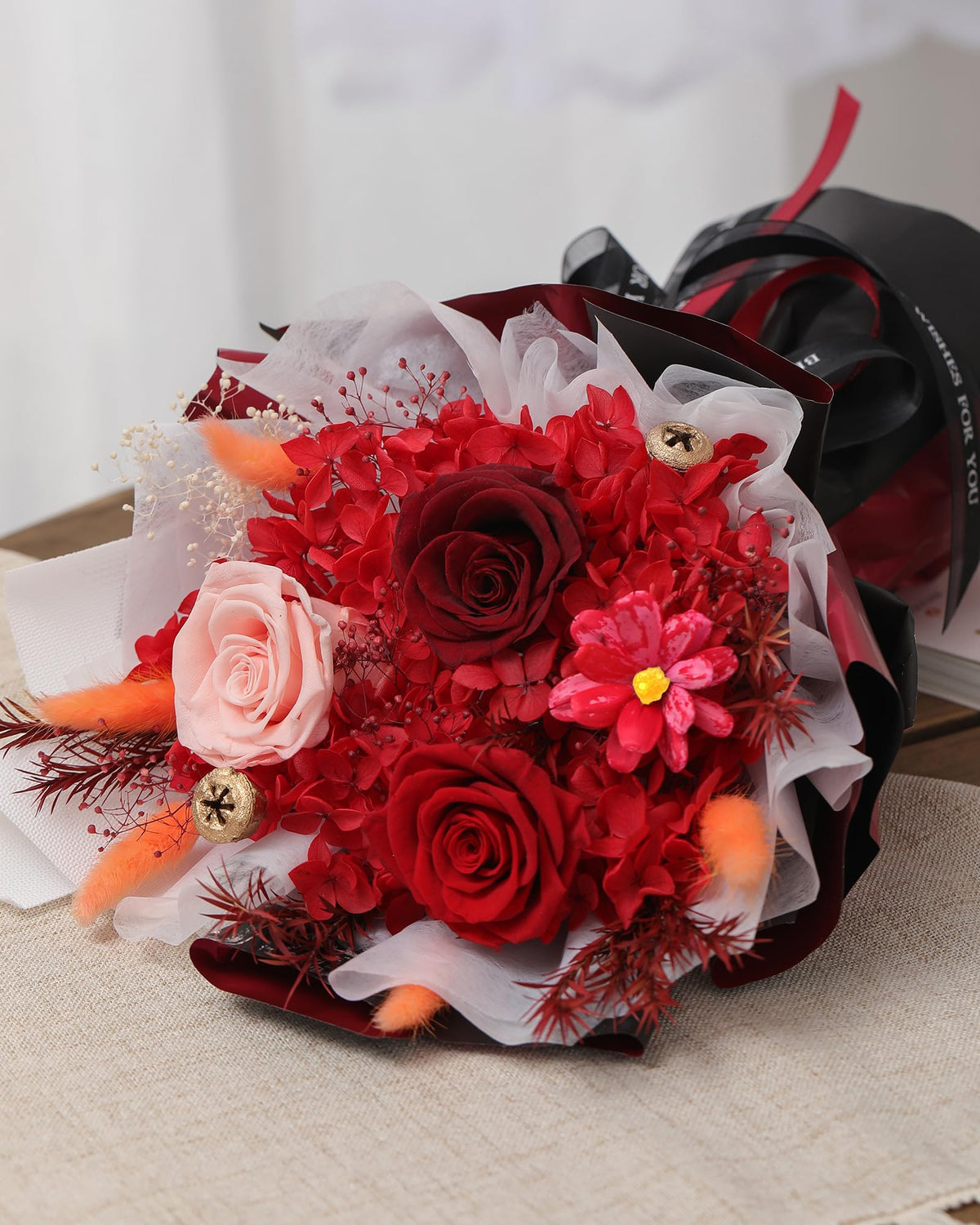 BestFlower Eternal bouquet in yellow brings cheerful vibes