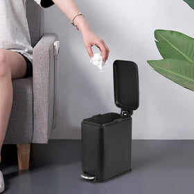 BestOffice soft-close lid on a small trash can reduces noise.