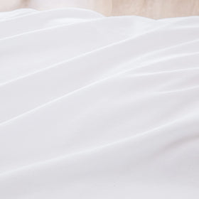 Machine-washable Bestouch duvet cover for easy care and lasting softness