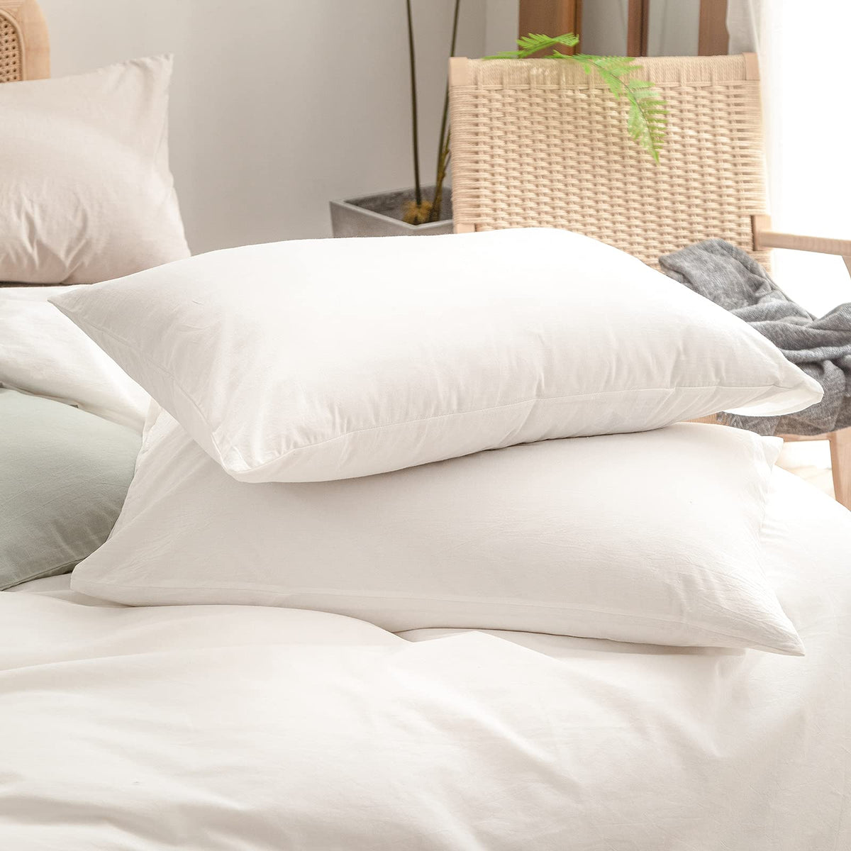 BESTOUCH care-friendly design, machine-washable for simple upkeep.