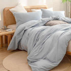 BESTOUCH set displays wrinkle-resistant look after washing