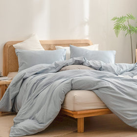 BESTOUCH duvet cover interior ties and hidden zipper for secure fit