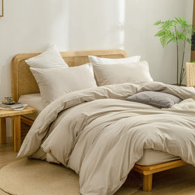 Bestouch pillowcase close-up shows neat stitching and crisp hem edge