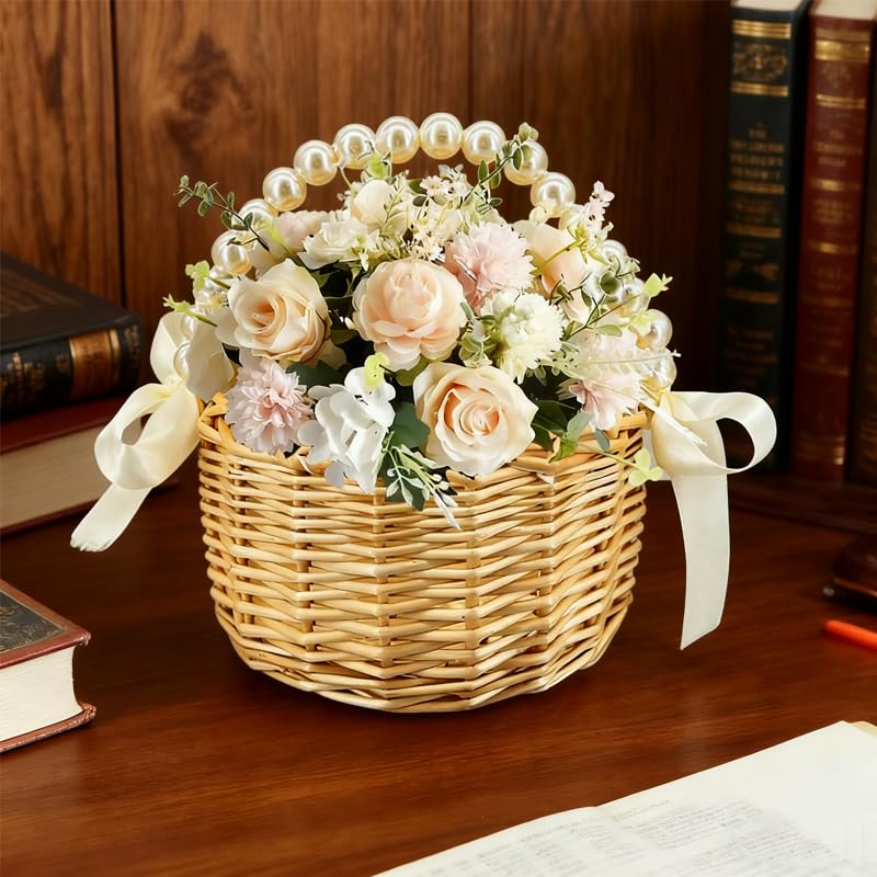 BETAULIFE rattan basket with open diameter 15 cm for petals.