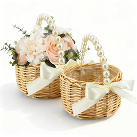 BETAULIFE wicker basket with bow decoration enhances wedding decor.