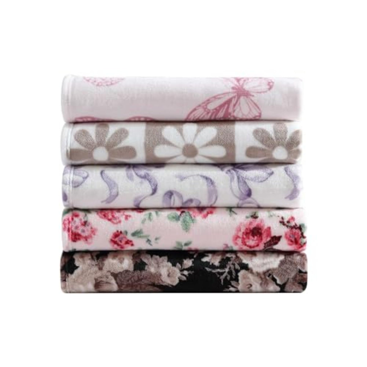 Betsey Johnson blanket soft-texture detail emphasizes premium plush fibers.