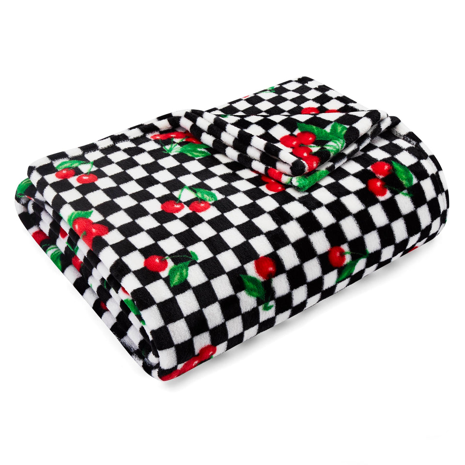 Betsey Johnson oversized throw blanket 50x70 for couch or bed, soft and warm.