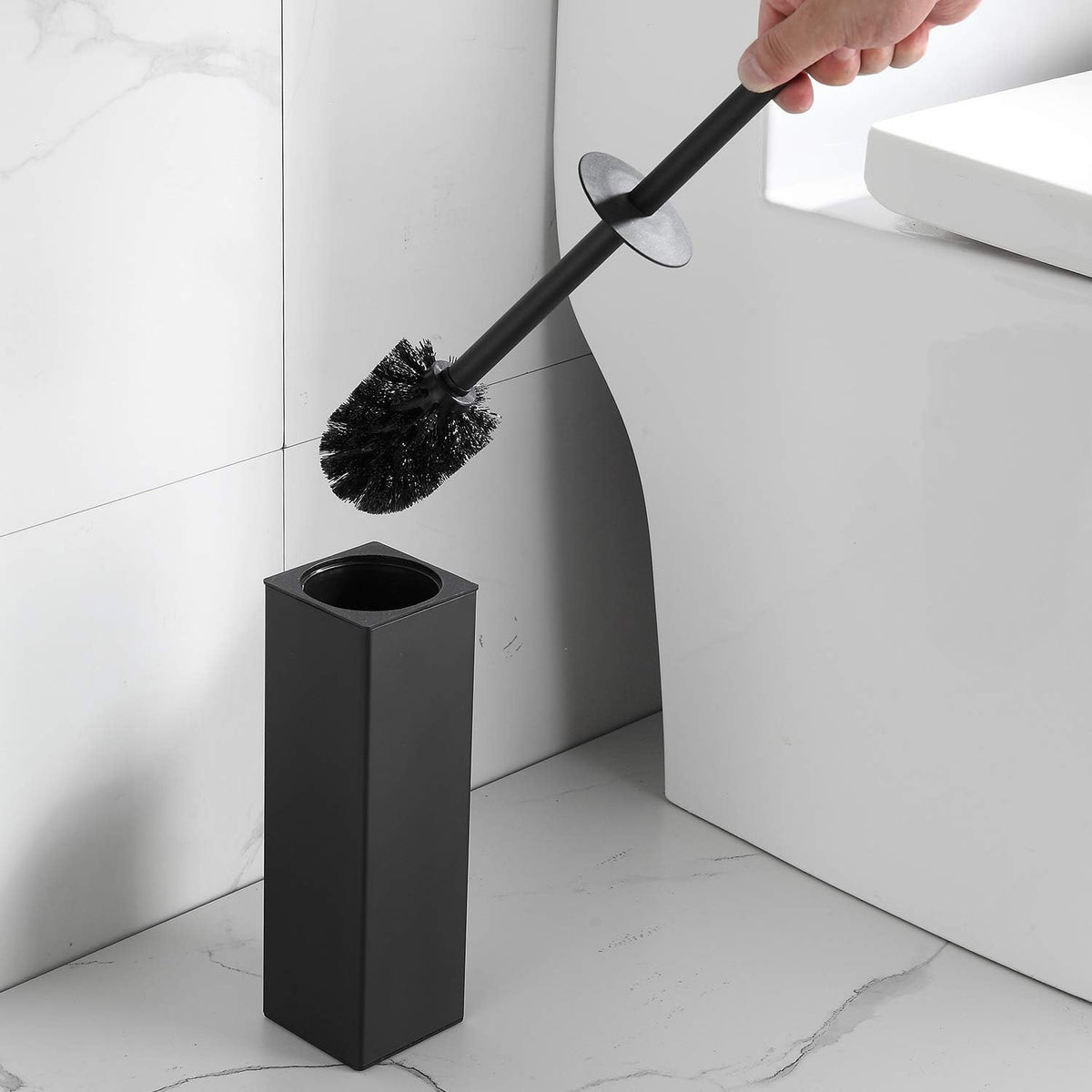 BGL odor-sealing lid maintains freshness by containing bathroom odors