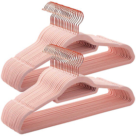 BGRQRIQ pink velvet hangers with rose gold hook for organized wardrobe.
