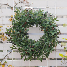BHHDA Olive Wreath shows lightweight, durable base and subtle realism.