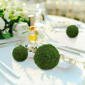 Biubee moss balls create elegant wedding table decor