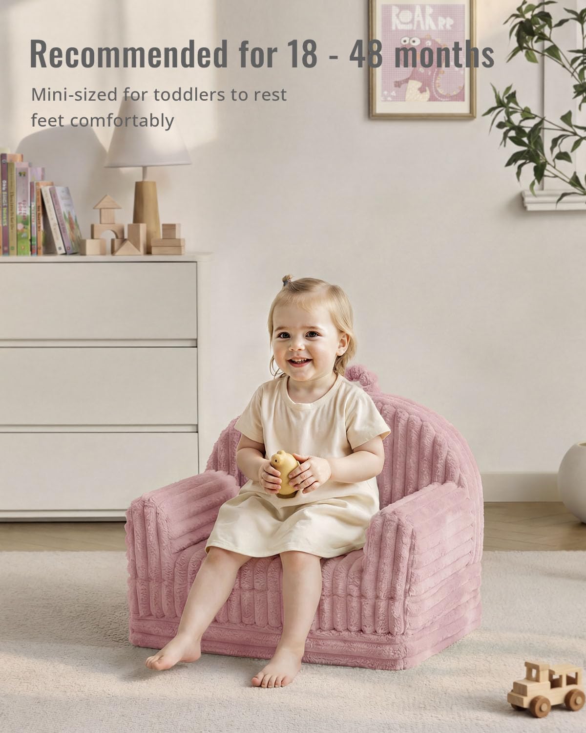 Blissful Diary couch features high-density foam and stable arm design