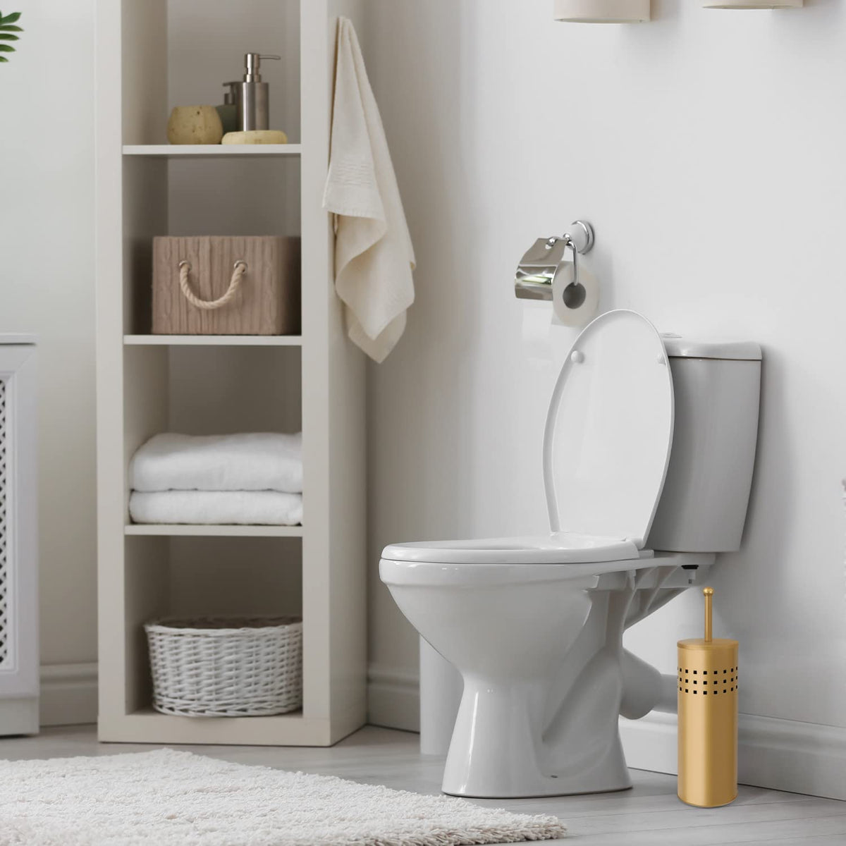 Blue Donuts multi use head seals reliably on toilets and bathtubs