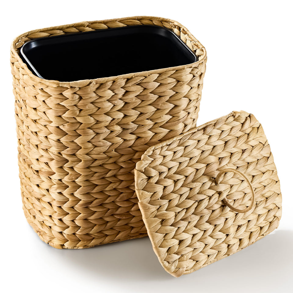 BLUEWEST 2.6-gallon wicker trash can with lid, compact for tight spaces.