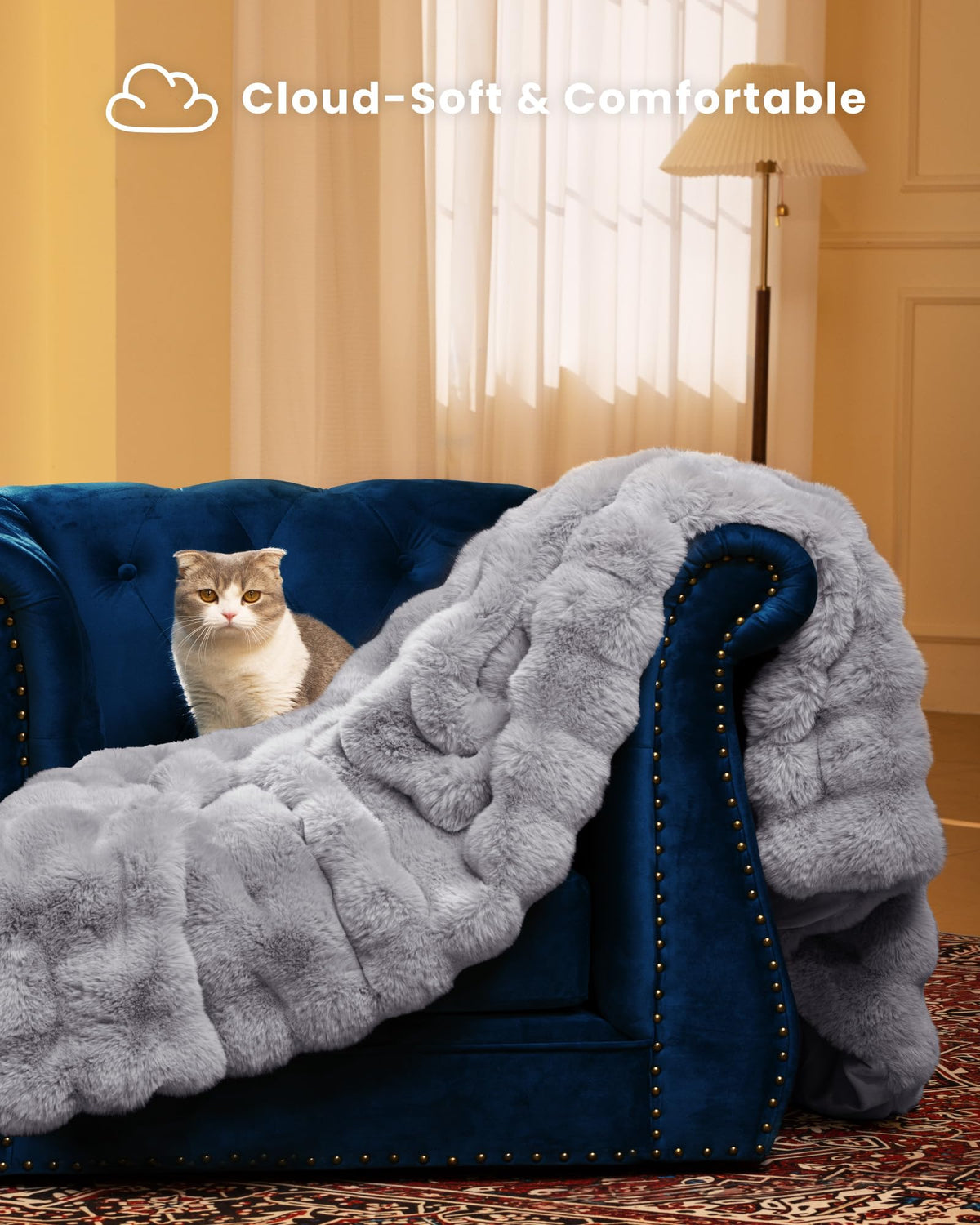 Bubble faux fur on one side highlights the luxurious texture of the blanket