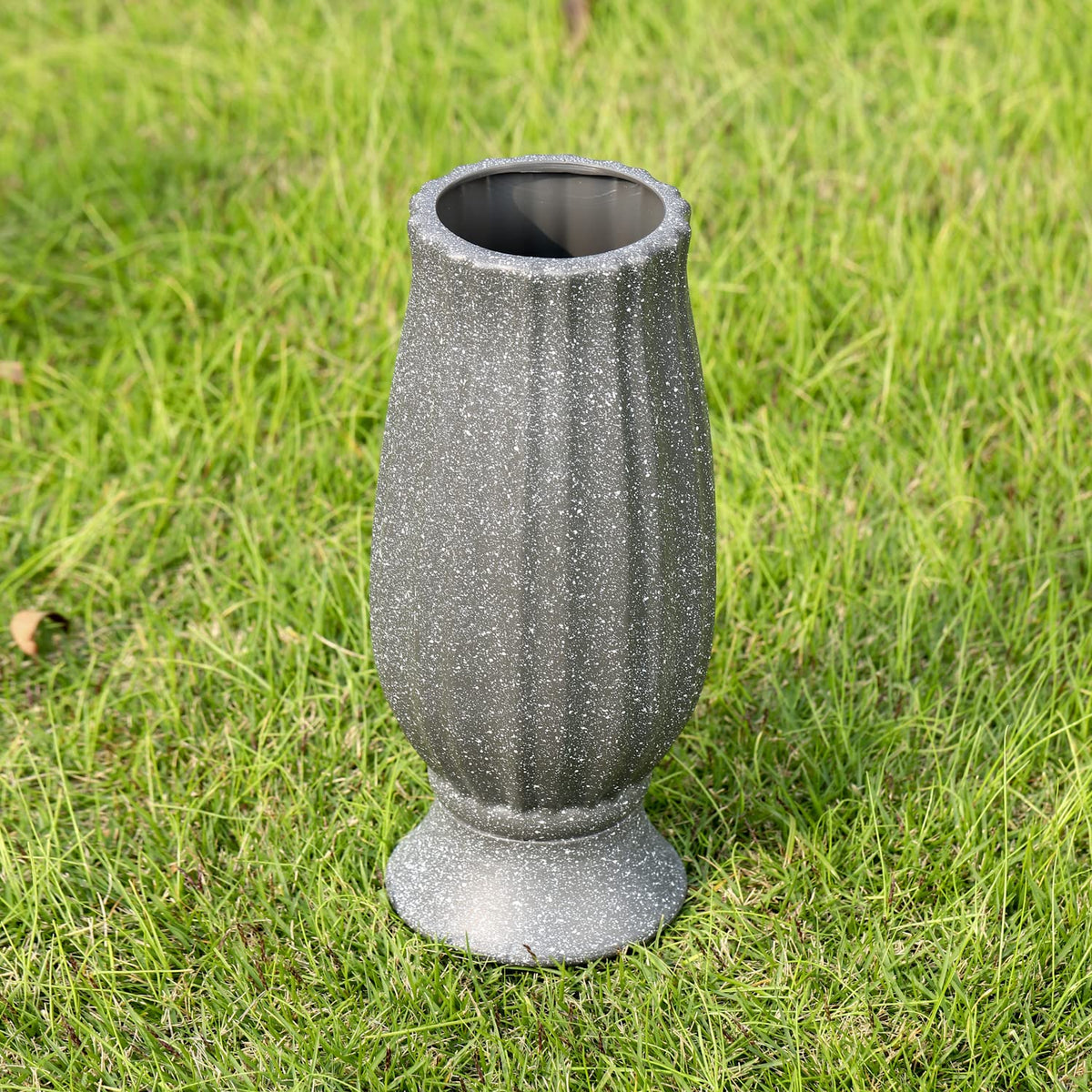 Bocola cemetery vase drainage hole prevents water pooling and reduces corrosion risk.