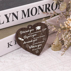 Boiveco engraved graduation frame provides an inspirational keepsake for graduates.