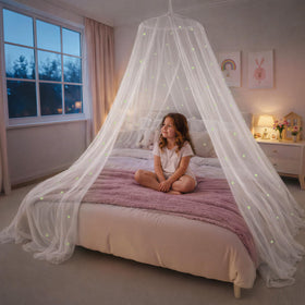 Bollepo bed canopy with glow stars over a twin bed for nightly magic.