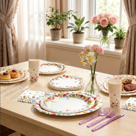 BORAMDO wildflower tablecloths bring water- and stain-resistance to outdoor gatherings.