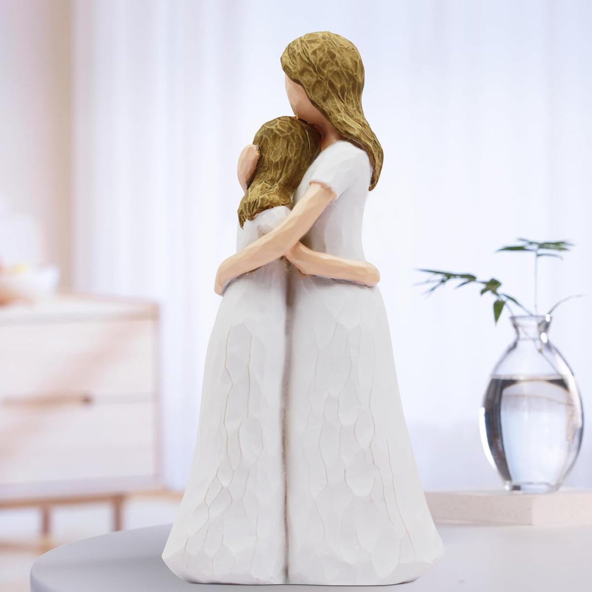 BORLESTA 5-7-Inch Mom Daughter Statue compact display on shelf