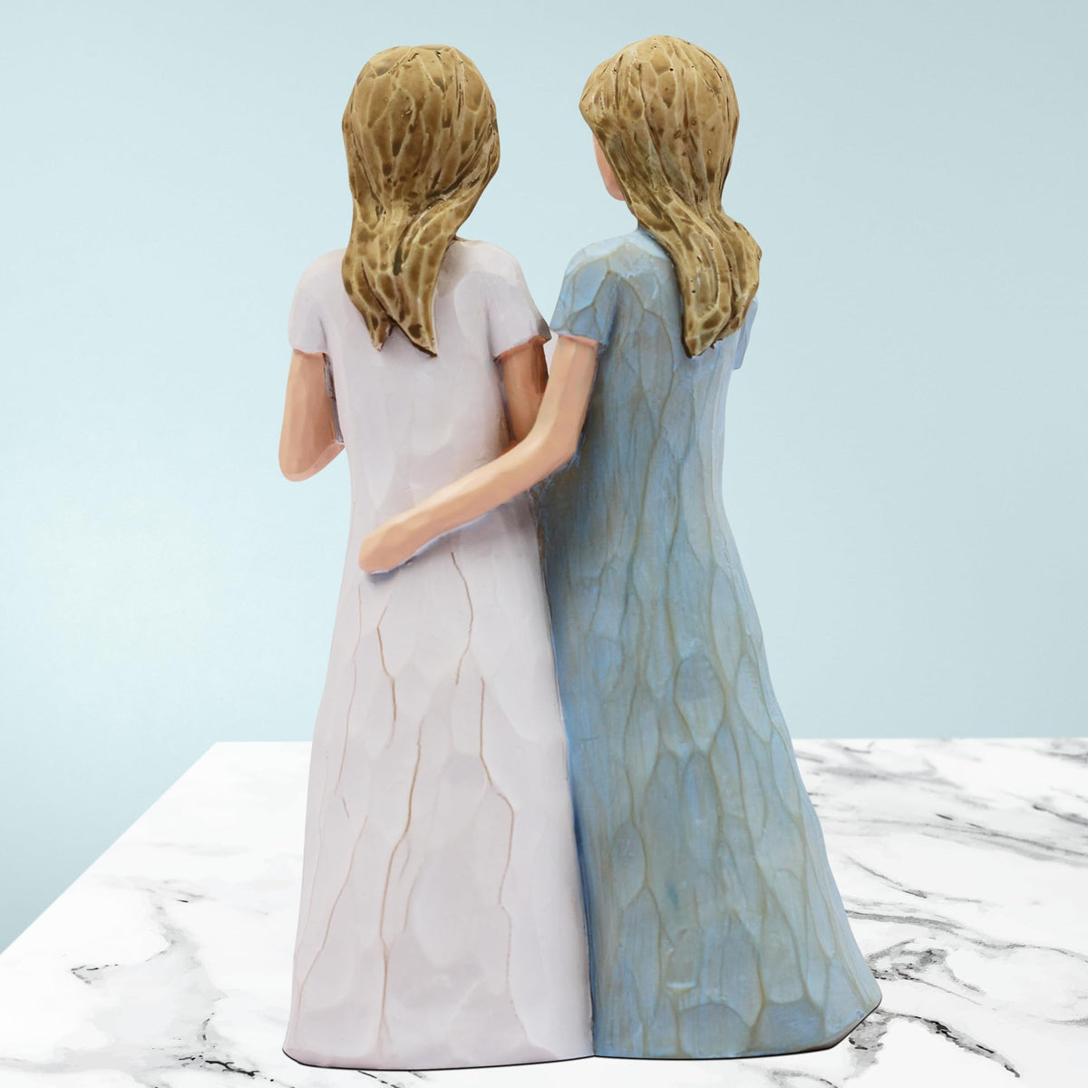 BORLESTA inscription reads You are the sister I got to choose.