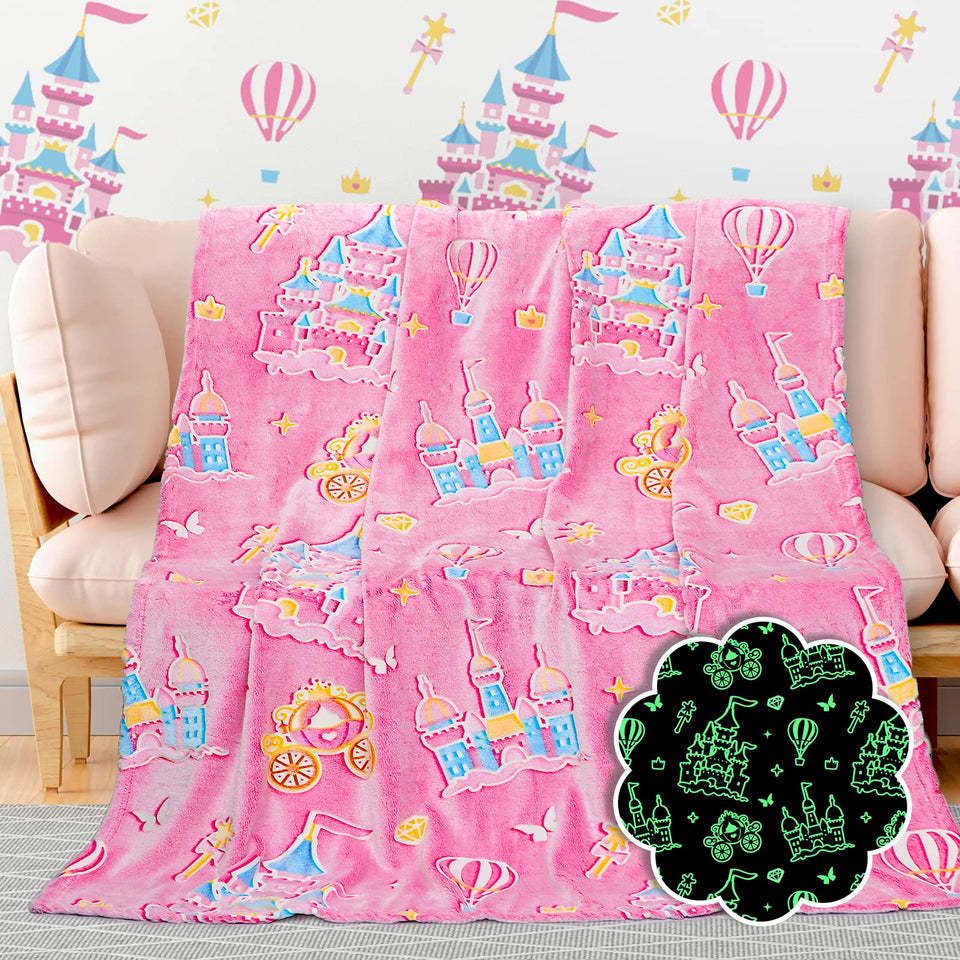 BORORO glow-in-the-dark princess blanket glows after light, ideal for kids' night routine