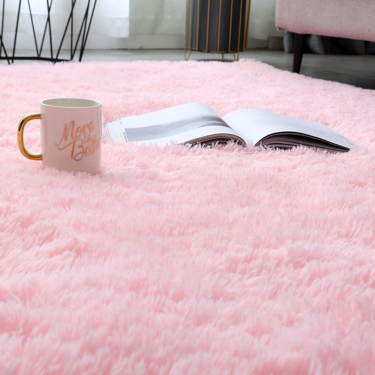 Boshengya nursery rug in pink plush for safe, comfortable play.