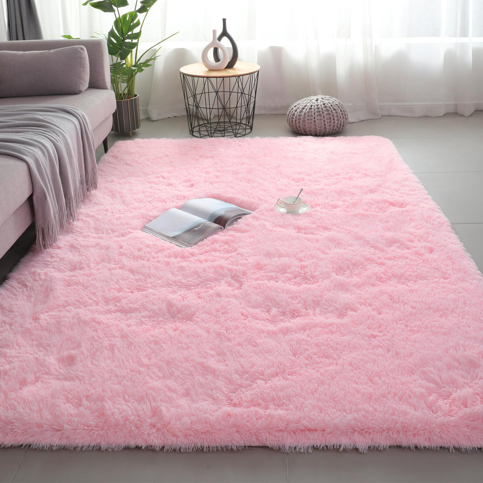 Boshengya pink shag rug with ultra-soft plush for cozy bedroom floors.