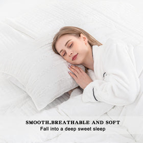 Bosowos cozy-bedroom pillow sham creates an inviting bed setup.