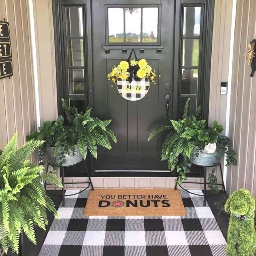 Bottalive Buffalo Plaid Rug indoor-outdoor versatility for entryways and patios