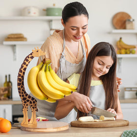 Boxchess Bamboo construction promises durability for long-term fruit storage.